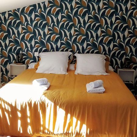 Dolce Farniente Bed & Breakfast Ла Рош-сюр-Йон Екстериор снимка
